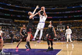 这一决定不 这一决定不