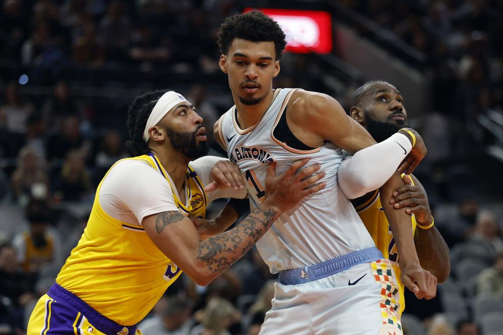 巴萨面临的 巴萨面临的