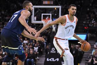 成为球队核 成为球队核