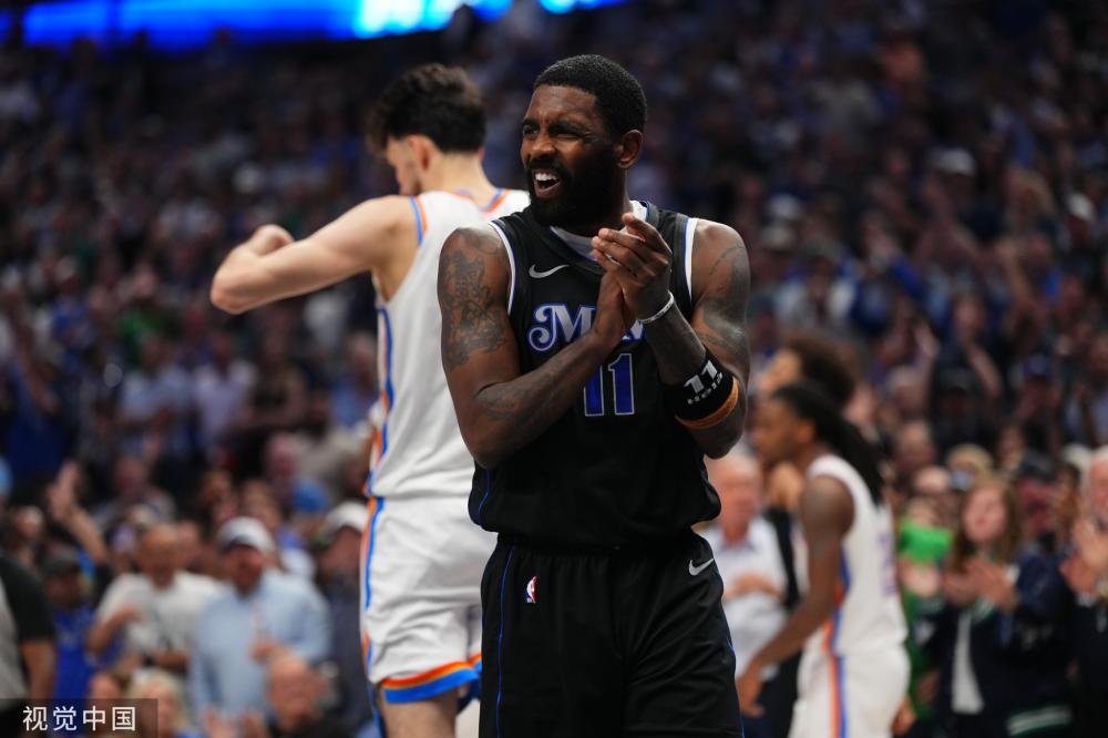 在中后场的 在中后场的