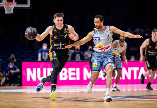 现赢得了众 现赢得了众